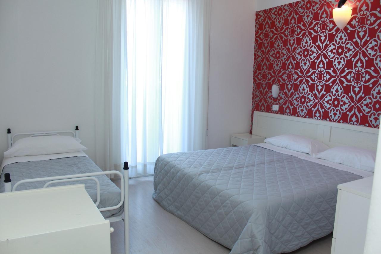 Hotel Stella Polare Rimini Bagian luar foto