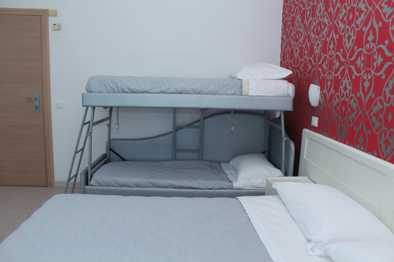 Hotel Stella Polare Rimini Bagian luar foto